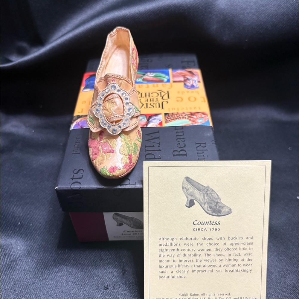 Just The Right Shoe Pink and Gold Embroidered Heels - Picture 4 of 5